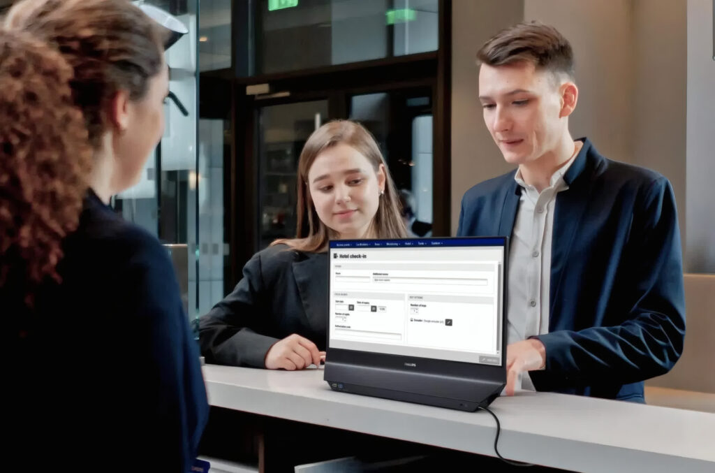 Philips Rilis Monitor Unik 24B2D5300 dengan Layar Bolak-Balik philips rilis monitor unik 24b2d5300 dengan layar bolak balik 1